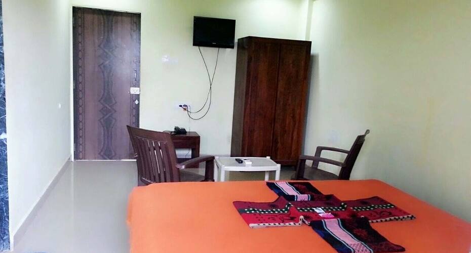 Gir Safari resort, Sasan Gir 3